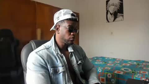 MR OAK online show from September 18, 5:37 pm