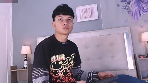 Joseph Gonzalez online show from April 1, 7:33 pm