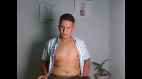 Snapshot of joseph_sexymen chatting on October 1, 5:41 pm joseph_sexymen online show from October 1, 5:41 pm