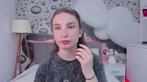 Josephine online show from May 22, 12:11 pm