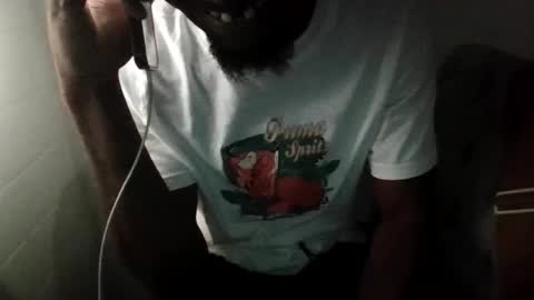 josephlongwat29 online show from November 9, 2:32 am