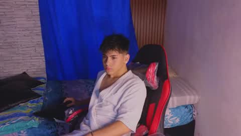 Snapshot of josethariaz25 chatting on July 11, 11:35 am JOSETH ARIAZ online show from July 11, 11:35 am