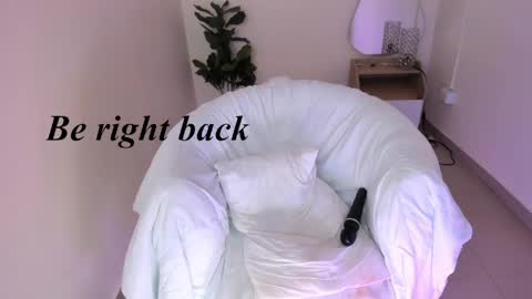 Snapshot of josette_oden chatting on April 1, 1:06 am Josette Areces online show from April 1, 1:06 am