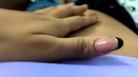 Snapshot of joseyvictoria18 chatting on September 16, 1:17 am jose and victoria online show from September 16, 1:17 am