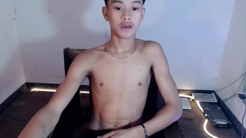 Snapshot of josh_bigcockxxx chatting on March 10, 9:53 pm JOSH online show from March 10, 9:53 pm