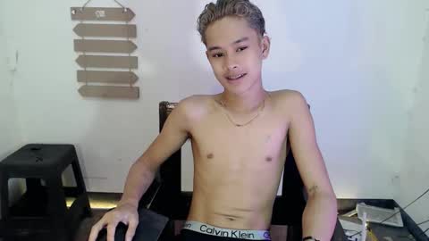 Snapshot of josh_bigcockxxx chatting on April 5, 8:55 am JOSH online show from April 5, 8:55 am