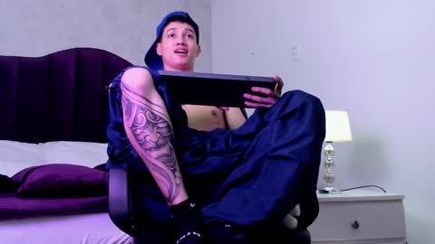JoshBeech online show from February 28, 12:39 pm