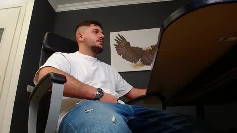 JoshKnight online show from December 3, 5:53 am