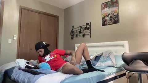 Snapshot of joshperrygoon chatting on January 28, 11:07 pm joshperrygoon online show from January 28, 11:07 pm