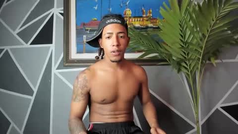 Snapshot of joshua_cool chatting on December 10, 5:00 pm josk kelly23 online show from December 10, 5:00 pm