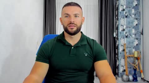 joshuamuscle69 online show from December 3, 5:09 am
