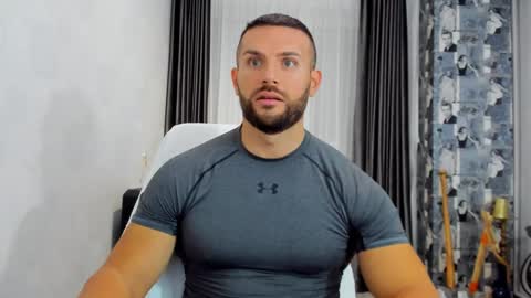 joshuamuscle69 online show from December 10, 7:43 pm