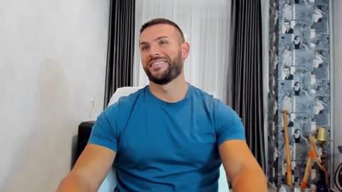 joshuamuscle69 online show from December 11, 6:47 am