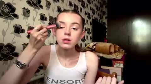 Snapshot of josiedeibel chatting on July 21, 4:09 pm Luna online show from July 21, 4:09 pm