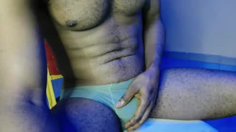 Snapshot of jossy16 chatting on April 8, 4:34 am jossy16 online show from April 8, 4:34 am