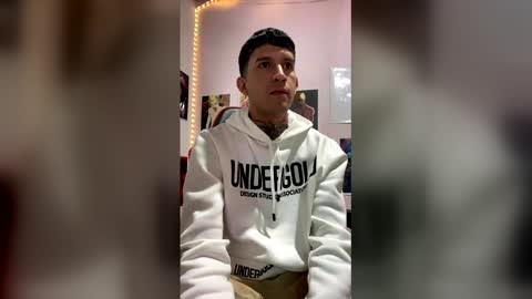 josue_linares online show from January 8, 4:26 am