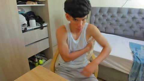 Snapshot of josy_11 chatting on March 31, 9:48 pm josy online show from March 31, 9:48 pm