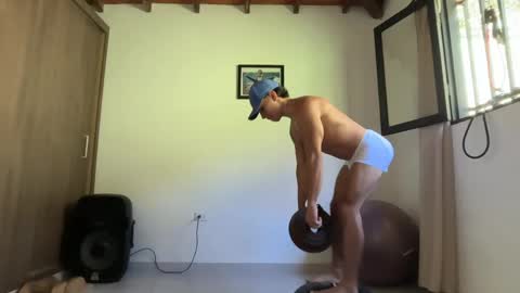 Im Jouliano online show from May 12, 3:31 pm