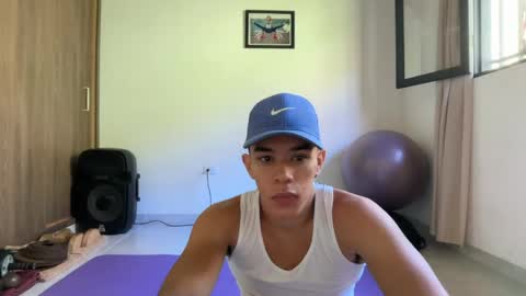 Im Jouliano online show from May 15, 3:30 pm