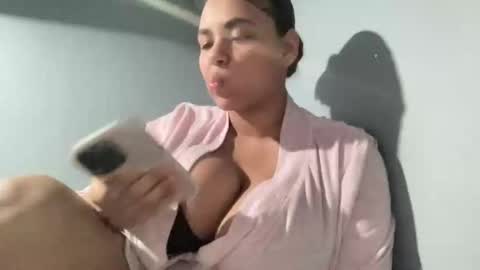 Josousie online show from September 15, 3:28 am