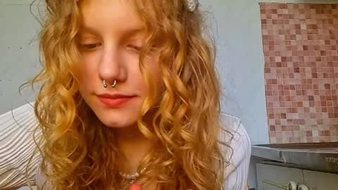 Kira online show from April 2, 3:04 am