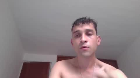 Snapshot of jovenvergonguapo09 chatting on January 10, 9:41 pm Van Helsing online show from January 10, 9:41 pm