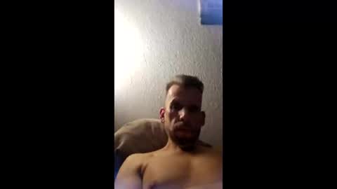 Snapshot of jovy17 chatting on December 20, 12:07 am jovy17 online show from December 20, 12:07 am
