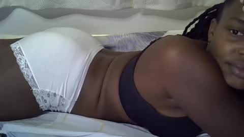 Snapshot of joy_reny chatting on October 3, 4:53 am Joy reny online show from October 3, 4:53 am