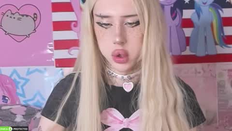 Joy Barker online show from March 1, 1:13 pm