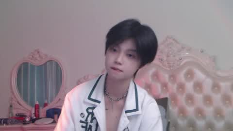 joycekay online show from May 15, 10:33 am