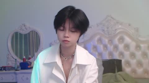 joycekay online show from May 20, 9:32 pm