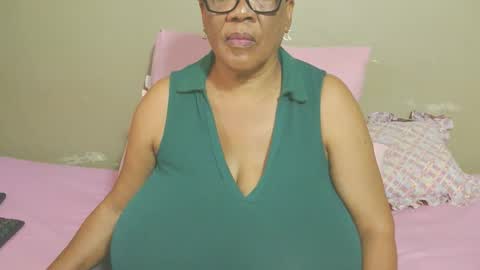 Snapshot of joycemando chatting on March 22, 7:23 am DairyQueen online show from March 22, 7:23 am