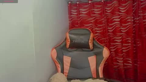 Snapshot of joycum_xxx chatting on March 6, 2:08 am JOY in your heart online show from March 6, 2:08 am