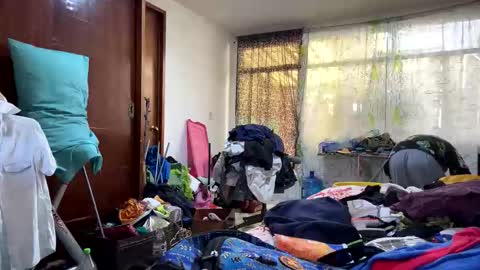 J Prez Official online show from February 24, 7:12 pm