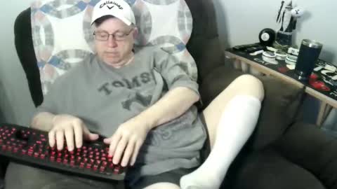 Snapshot of jpmel99 chatting on February 14, 11:34 pm jpmel99 online show from February 14, 11:34 pm