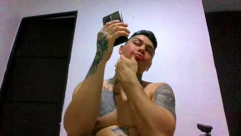 Snapshot of jq401055 chatting on December 2, 1:03 am Jaxxx67 online show from December 2, 1:03 am