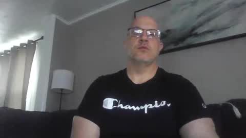 jr1871 online show from May 6, 12:32 pm