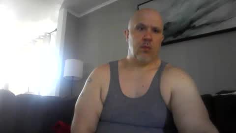 jr1871 online show from May 12, 1:52 pm
