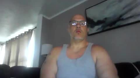 jr1871 online show from May 20, 12:33 pm