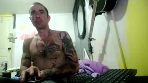 jrizzle1111 online show from January 29, 12:54 am