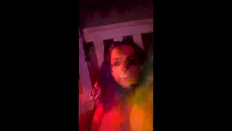 Snapshot of jrkfurnitureinstallations chatting on February 5, 11:20 pm Naughty Couple online show from February 5, 11:20 pm