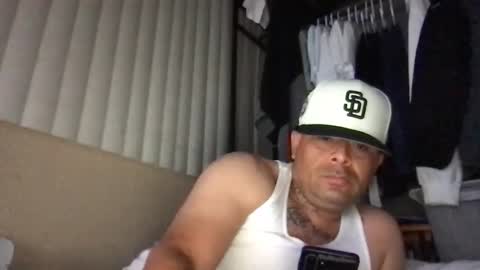 jrlovespssy online show from May 17, 3:48 am