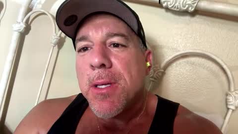 Snapshot of jroge21 chatting on January 2, 6:50 am jroge21 online show from January 2, 6:50 am