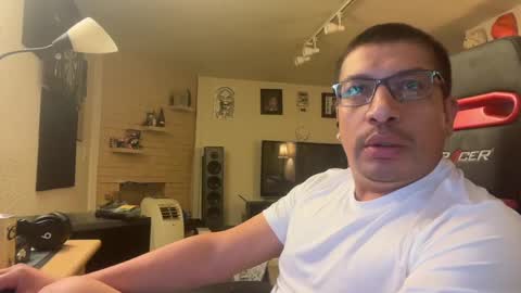 joe online show from April 1, 12:22 am