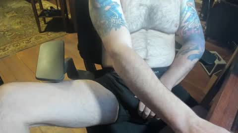 jsimon04 online show from February 2, 2:56 pm