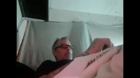 Snapshot of jsmitty40 chatting on October 3, 5:15 am Jsmitty40 online show from October 3, 5:15 am