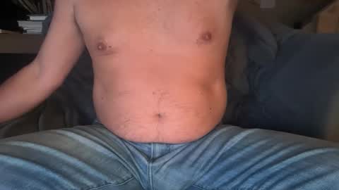 Snapshot of jsouthy chatting on April 6, 1:36 am jsouthy online show from April 6, 1:36 am