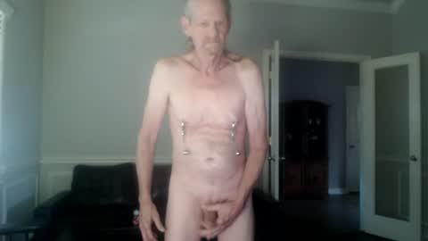 Snapshot of jtull52 chatting on July 13, 4:43 pm jtull52 online show from July 13, 4:43 pm