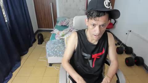 Snapshot of juan_and_luke chatting on March 17, 12:30 pm juan_and_luke online show from March 17, 12:30 pm