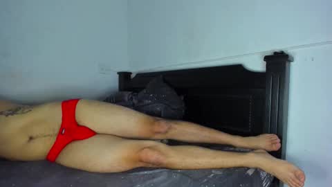 Snapshot of juan_cruz_ chatting on December 22, 8:11 am Juan online show from December 22, 8:11 am